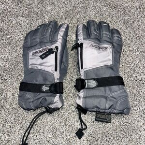 Gordini women’s small aqua guard gloves euc